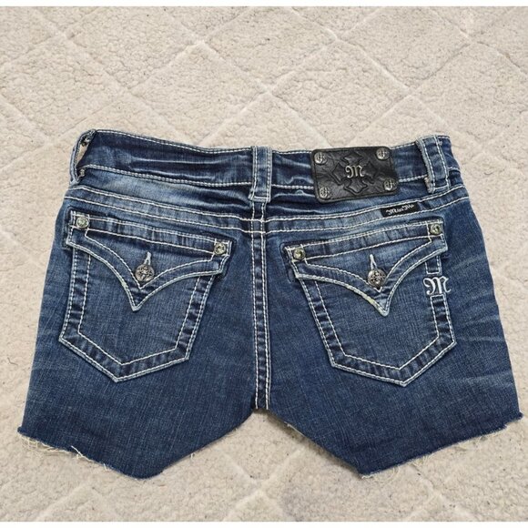 Miss Me Womens Blue Denim Cut Off Shorts Raw Hem Low Rise 5 Pockets Size 26 - Picture 2 of 12